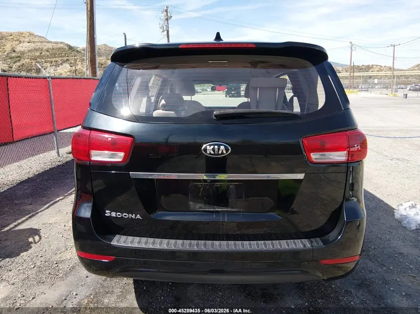 2018 KIA SEDONA L
