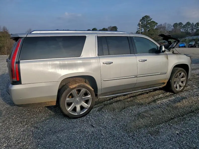 2017 CADILLAC ESCALADE ESV LUXURY  