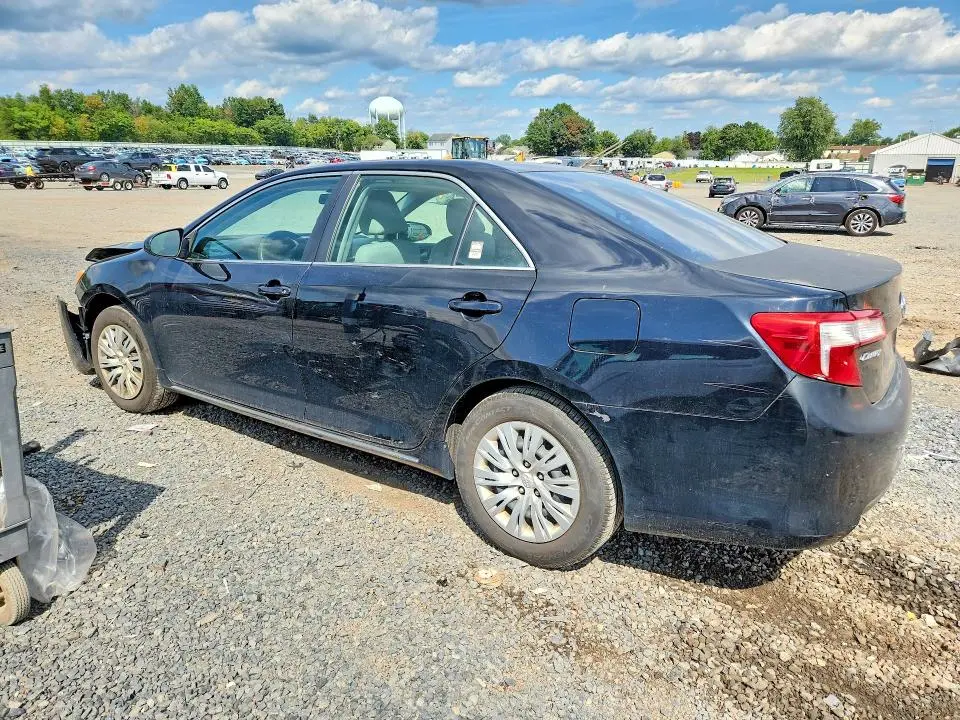 2012 TOYOTA CAMRY LE  