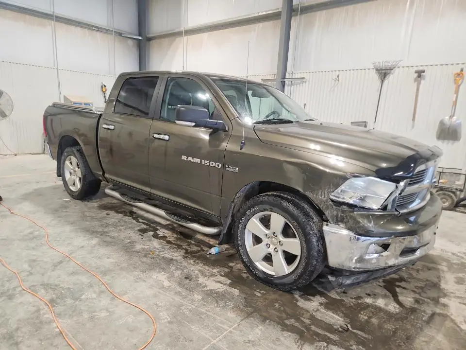 2012 DODGE RAM 1500 SLT  