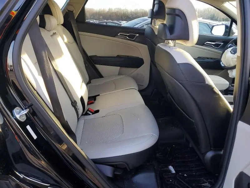 2023 KIA SPORTAGE EX  