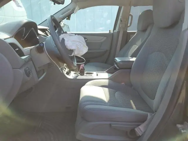 2013 CHEVROLET TRAVERSE LS  