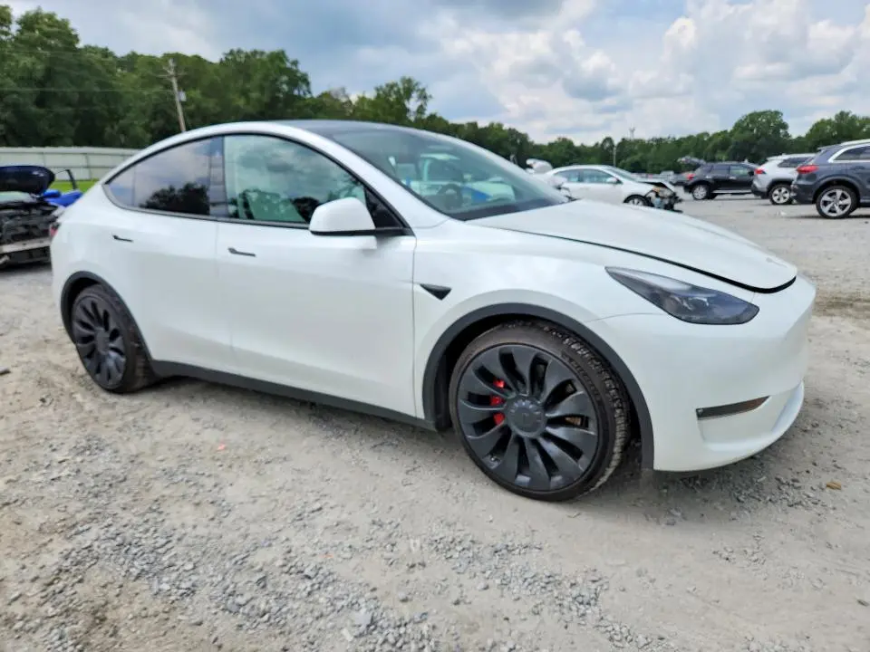 2022 TESLA MODEL Y   
