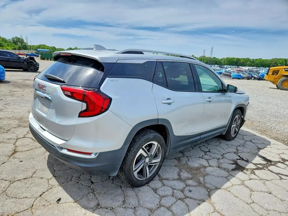2019 GMC TERRAIN SLT  