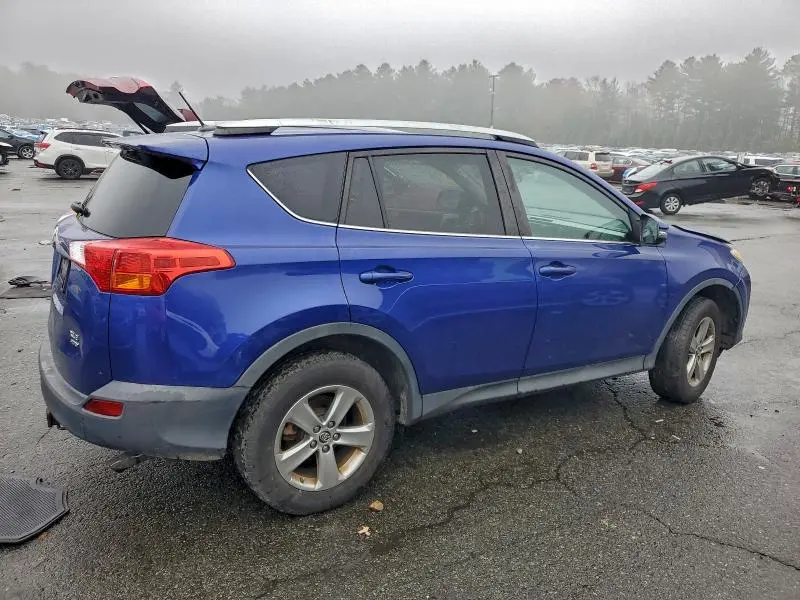 2015 TOYOTA RAV4 XLE  