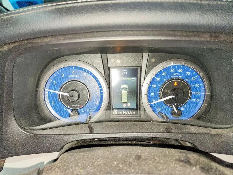 2017 TOYOTA SIENNA XLE  