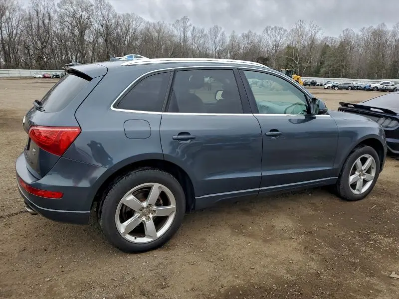 2010 AUDI Q5 PREMIUM PLUS  