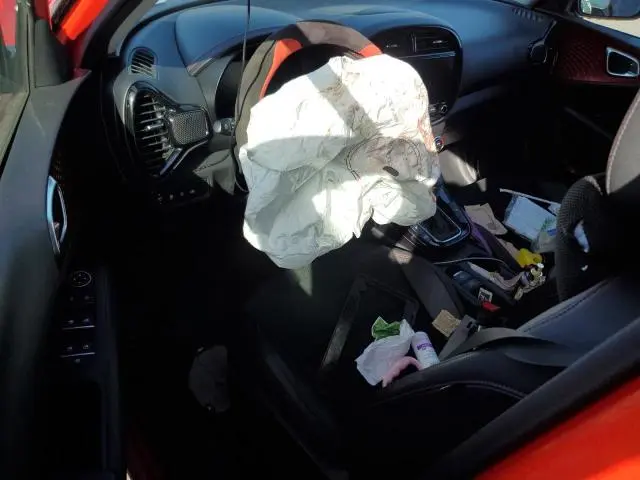 2024 KIA SOUL GT LINE  