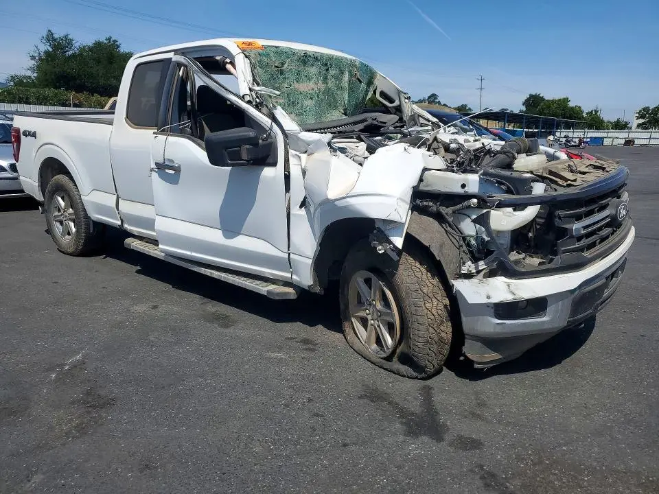 2025 FORD F150   