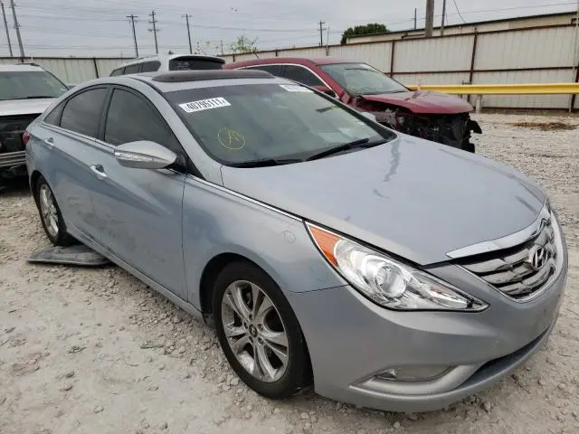 2011 HYUNDAI SONATA SE
