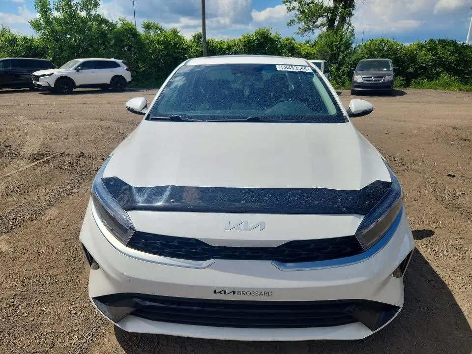 2023 KIA FORTE EX  