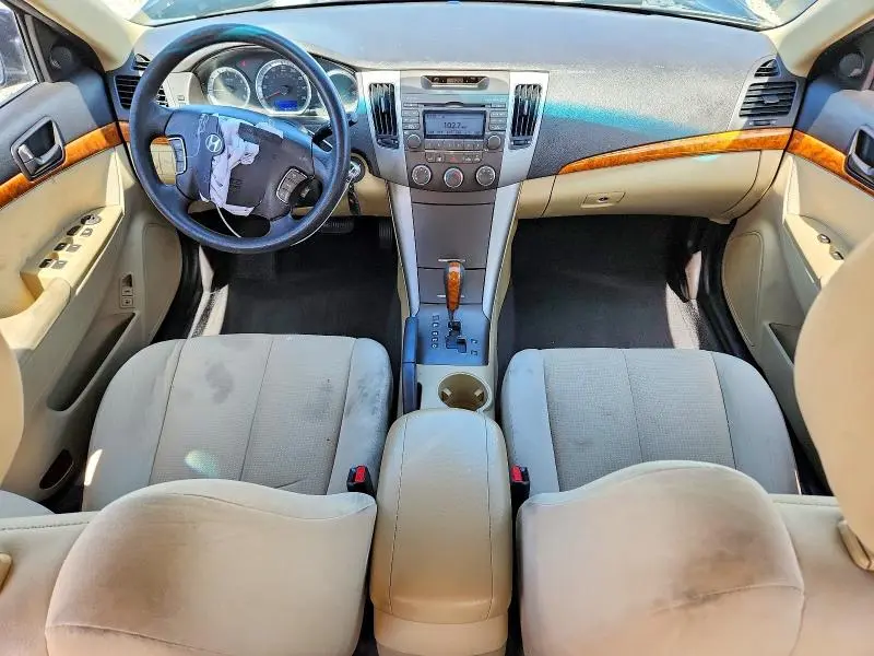 2010 HYUNDAI SONATA GLS  