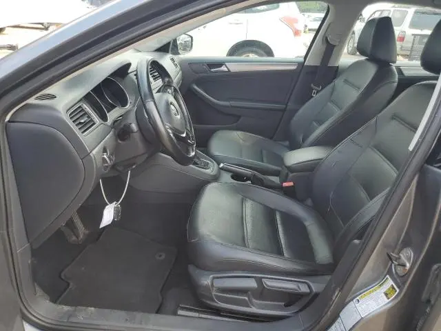 2015 VOLKSWAGEN JETTA SE  