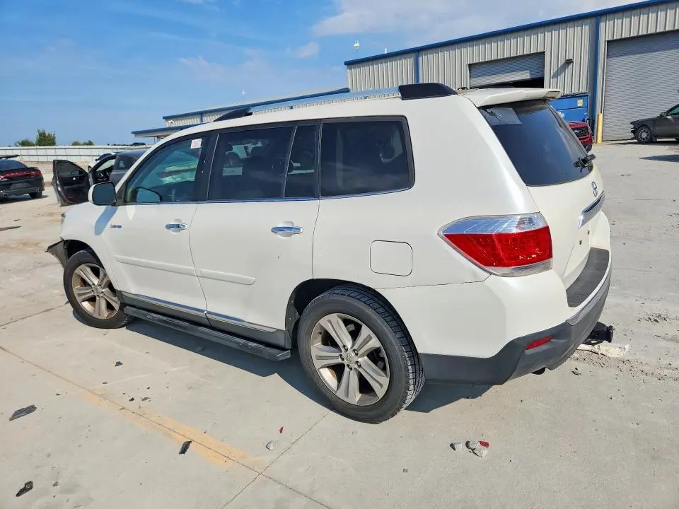2013 TOYOTA HIGHLANDER LIMITED  