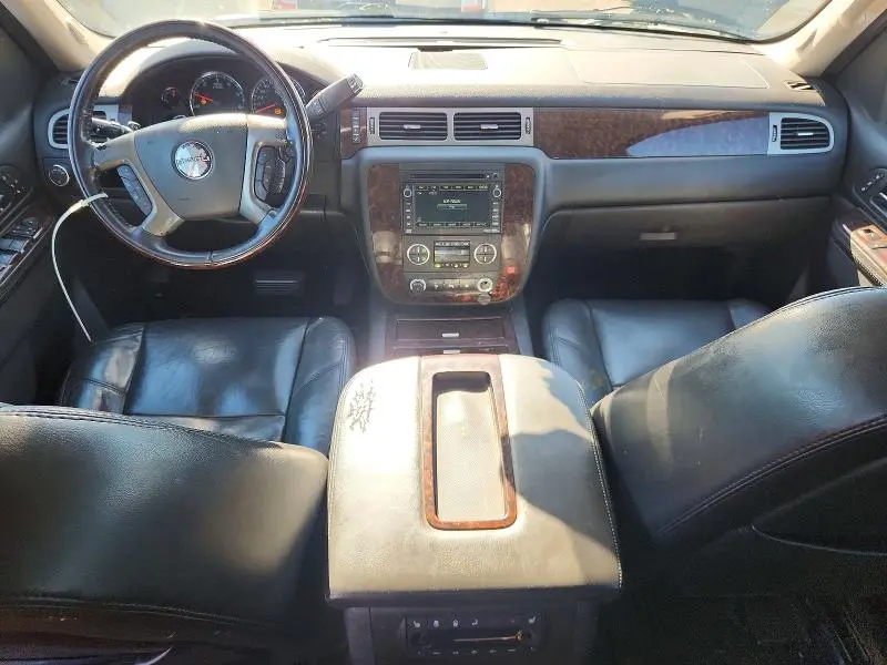 2011 GMC YUKON DENALI  