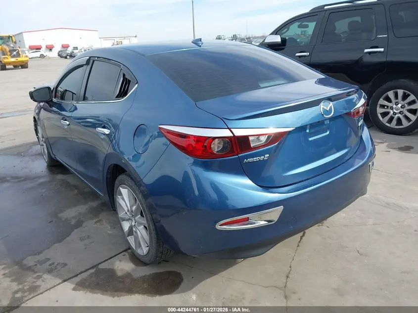 2017 MAZDA MAZDA3 TOURING