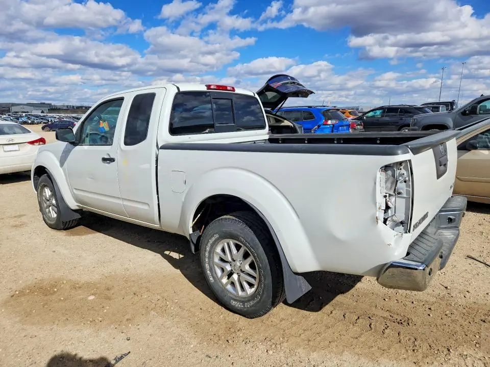 2014 NISSAN FRONTIER SV V6  