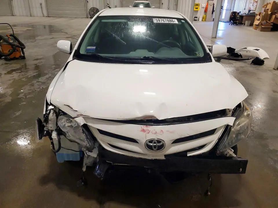 2013 TOYOTA COROLLA S  