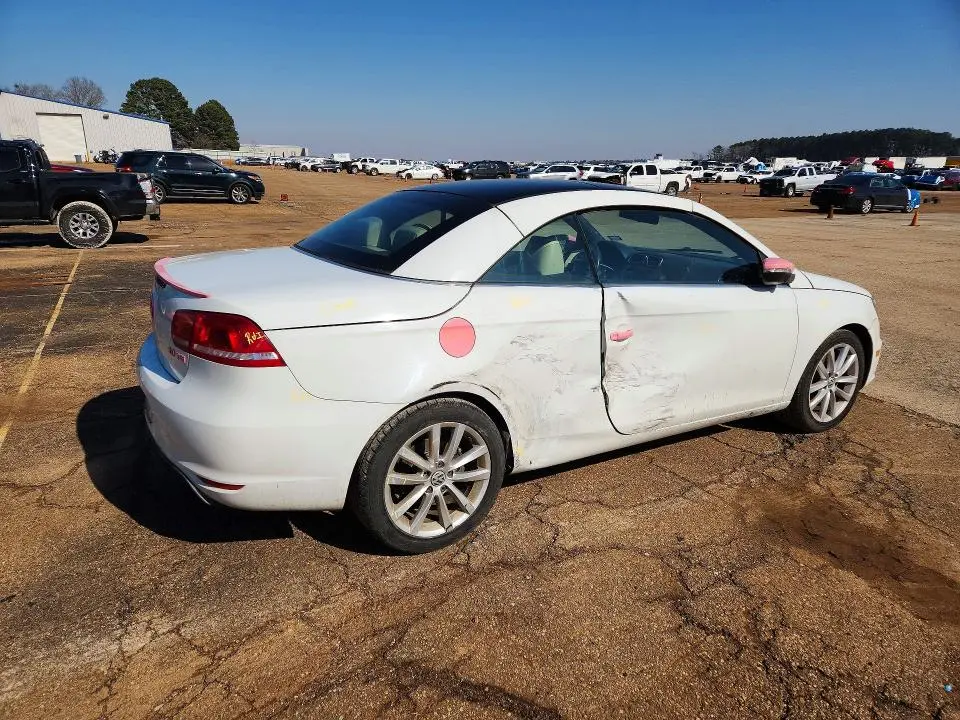 2015 VOLKSWAGEN EOS KOMFORT  