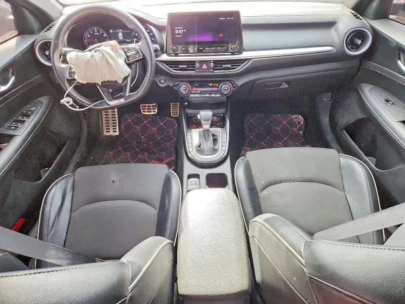2024 KIA FORTE GT LINE  