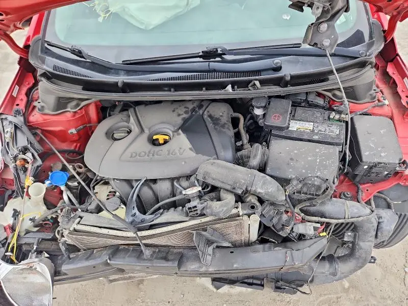 2013 HYUNDAI ELANTRA GT BASE  