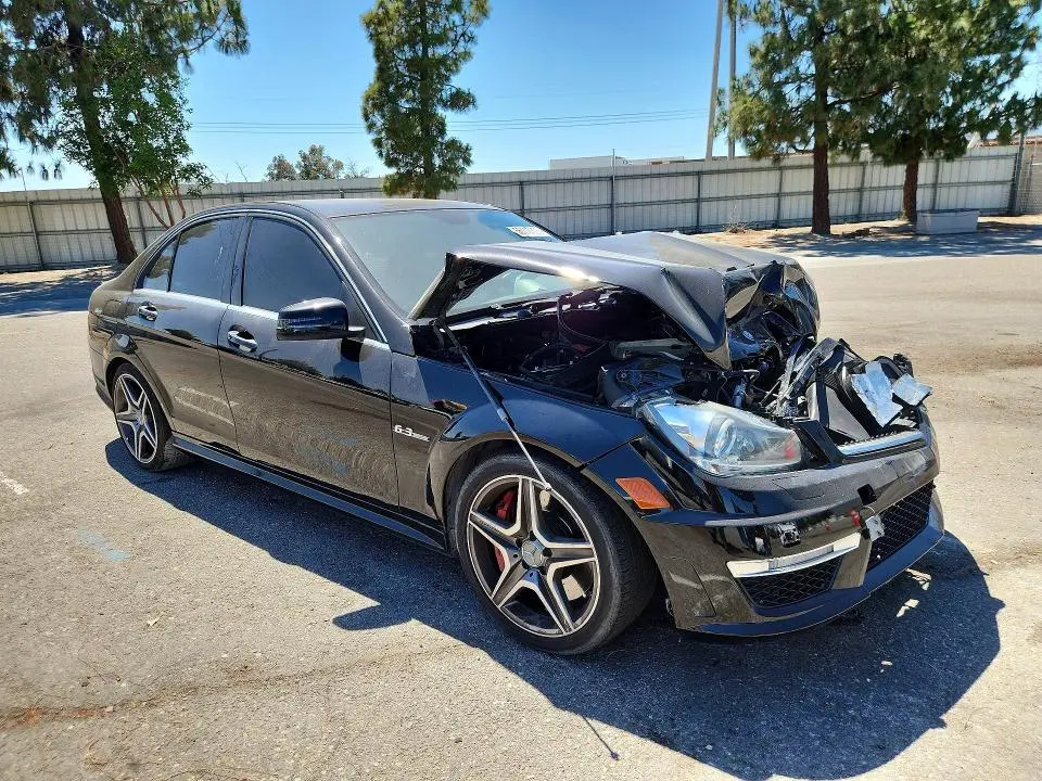 2011 MERCEDES-BENZ C 63 AMG  