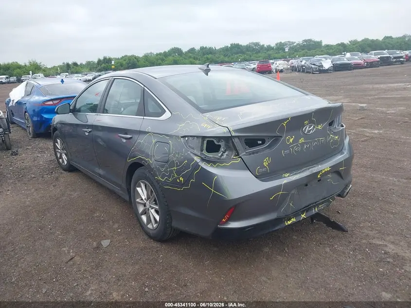 2018 HYUNDAI SONATA SE