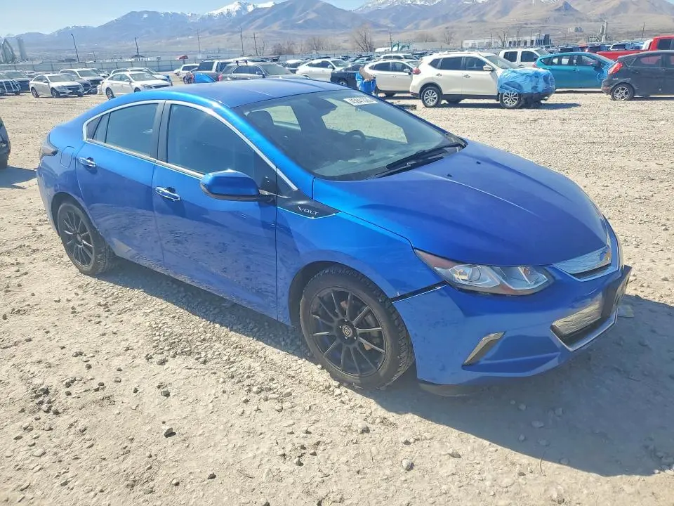 2018 CHEVROLET VOLT LT  