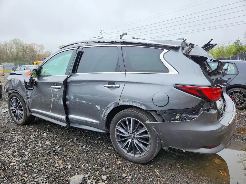 2020 INFINITI QX60 LUXE  