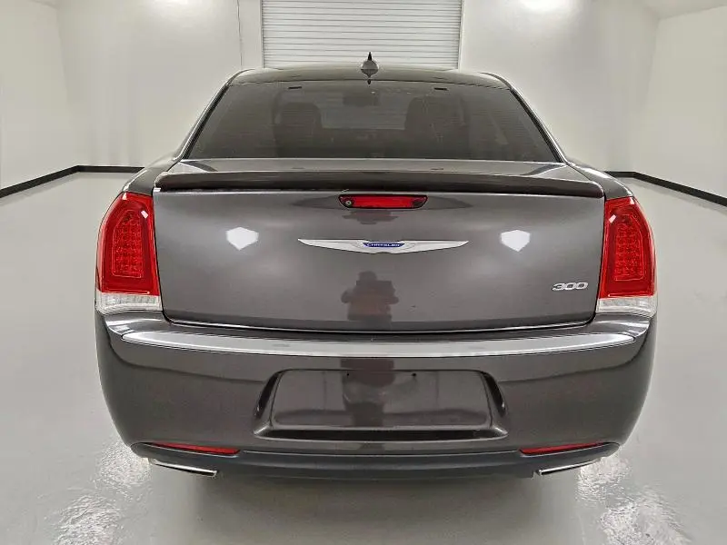 2019 CHRYSLER 300 TOURING  