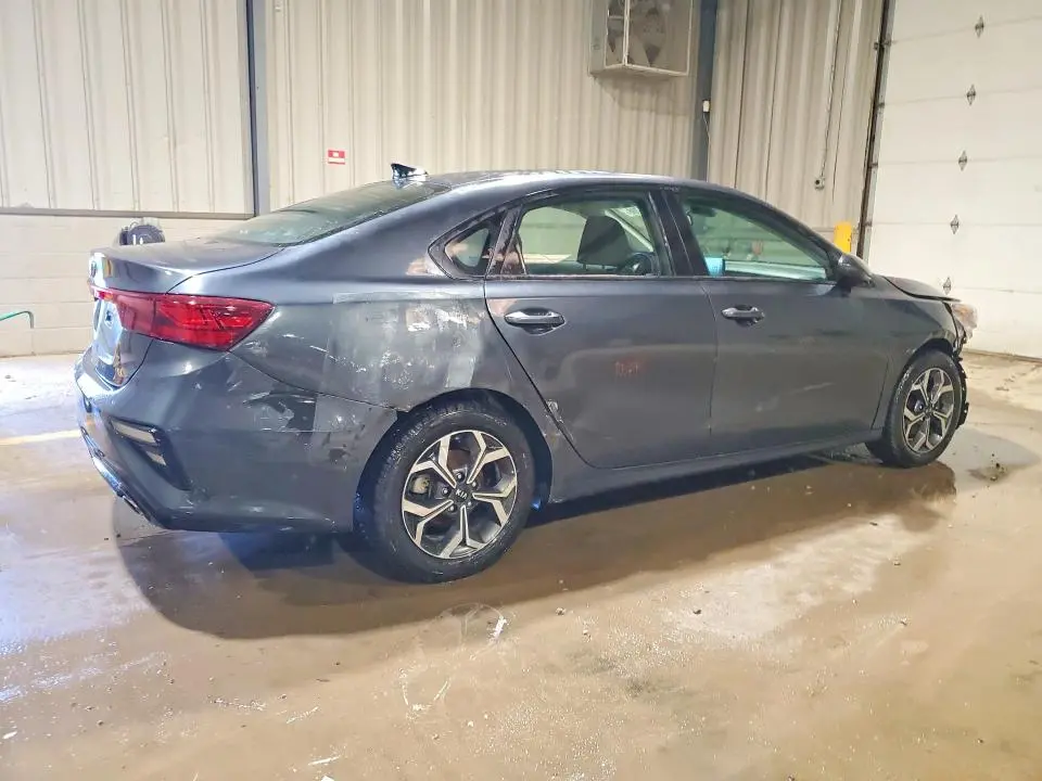 2019 KIA FORTE LXS  