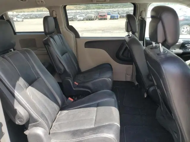 2013 CHRYSLER TOWN & COUNTRY TOURING  