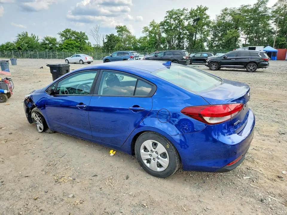 2018 KIA FORTE LX  