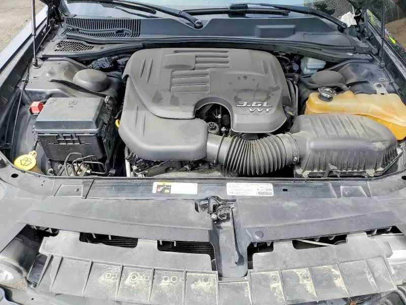 2013 DODGE CHALLENGER SXT  