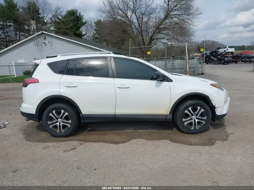 2016 TOYOTA RAV4 LE
