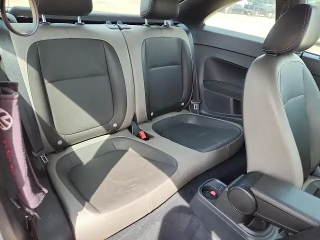 2015 VOLKSWAGEN BEETLE 1.8T  