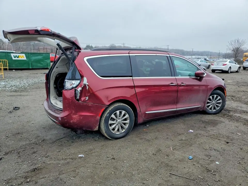 2017 CHRYSLER PACIFICA TOURING L  