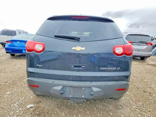 2011 CHEVROLET TRAVERSE LT  