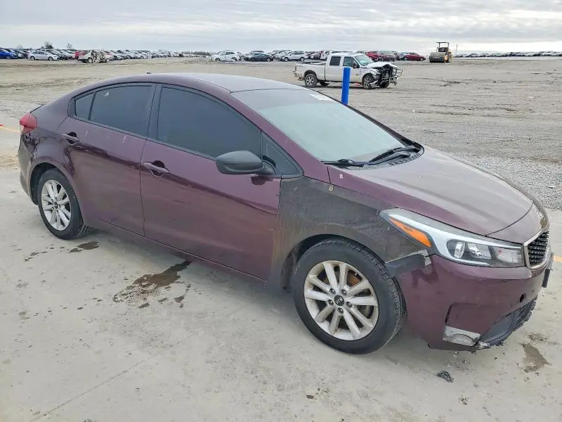 2017 KIA FORTE LX  