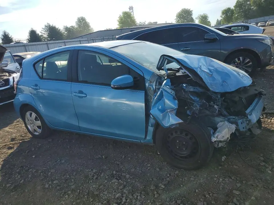 2015 TOYOTA PRIUS C TWO  