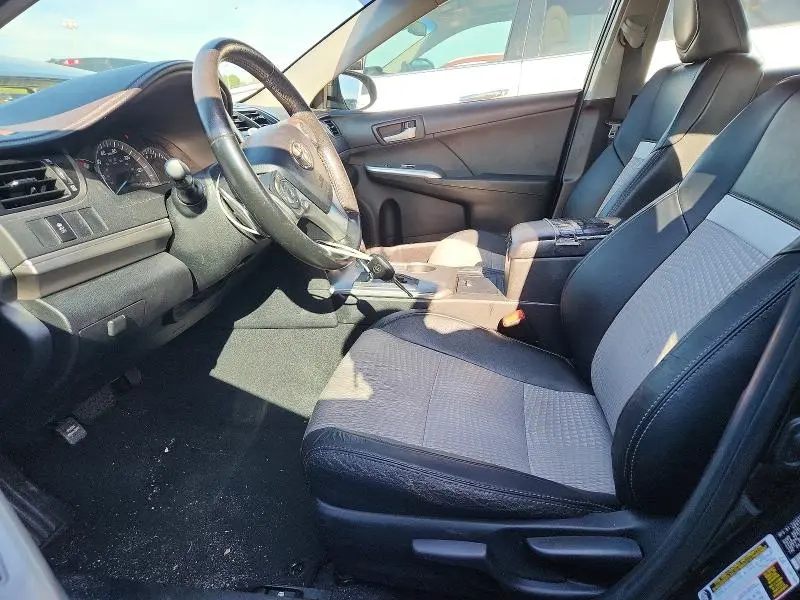 2012 TOYOTA CAMRY SE  