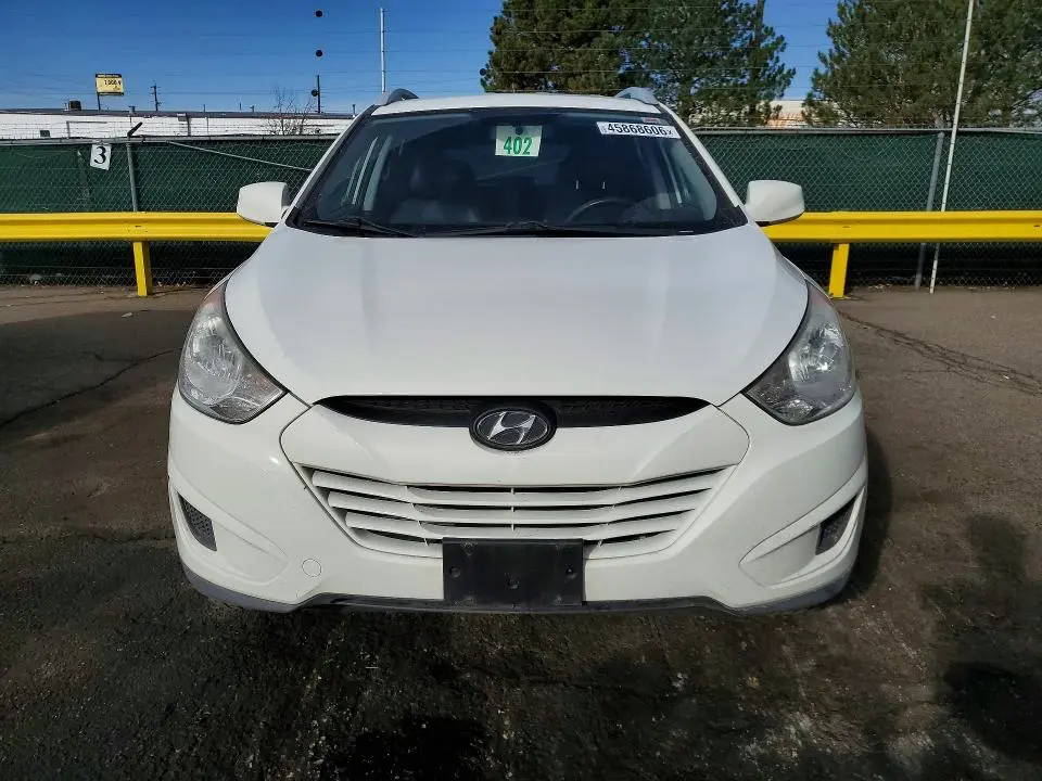 2011 HYUNDAI TUCSON GLS  