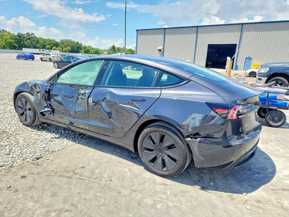 2025 TESLA MODEL 3   