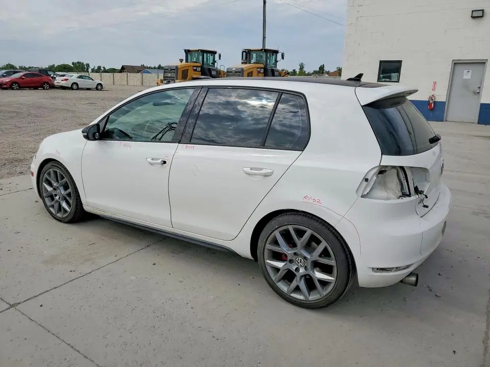 2013 VOLKSWAGEN GTI   