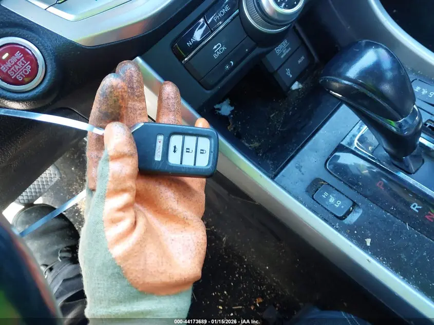 2013 HONDA ACCORD EX-L V-6