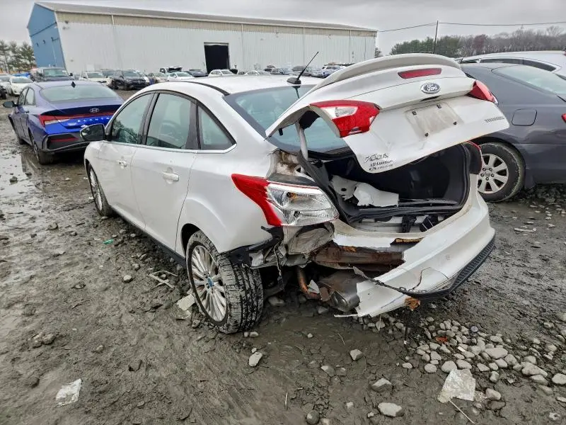 2012 FORD FOCUS TITANIUM  