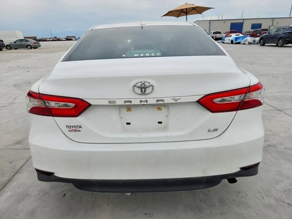 2019 TOYOTA CAMRY LE  