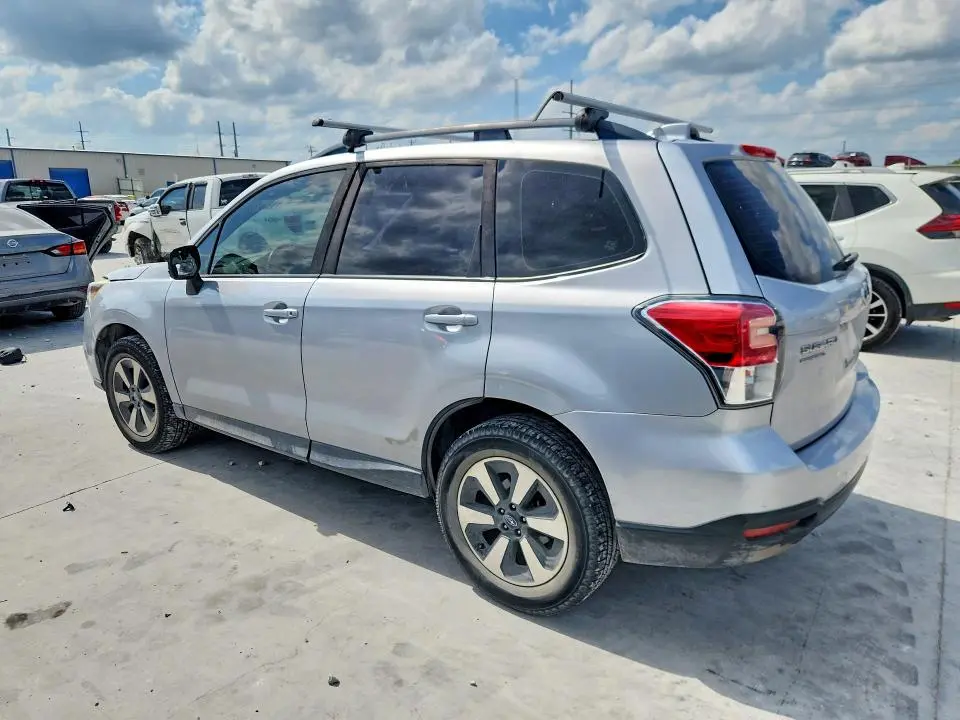 2017 SUBARU FORESTER 2.5I  