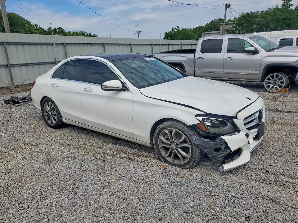 2016 MERCEDES-BENZ C 300  