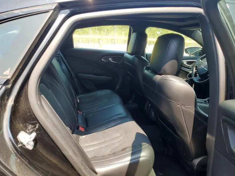 2015 CHRYSLER 200 S  